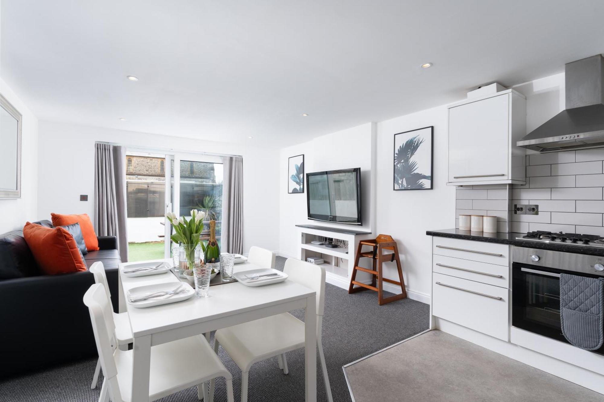 Modern Garden Apartment In A Large Victorian House Penzance Extérieur photo